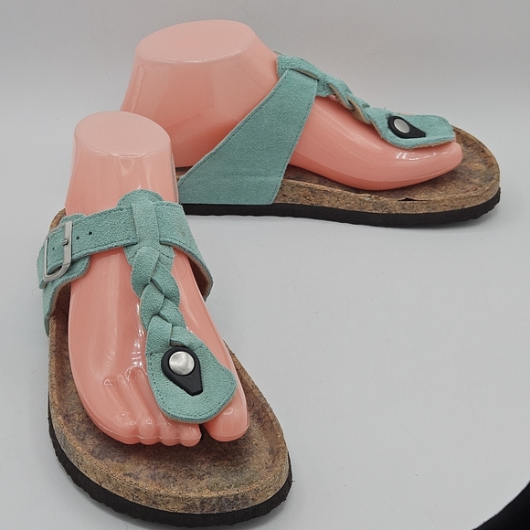 Muk Luk Marsha suede leather sandals size 8 - Picture 1 of 16